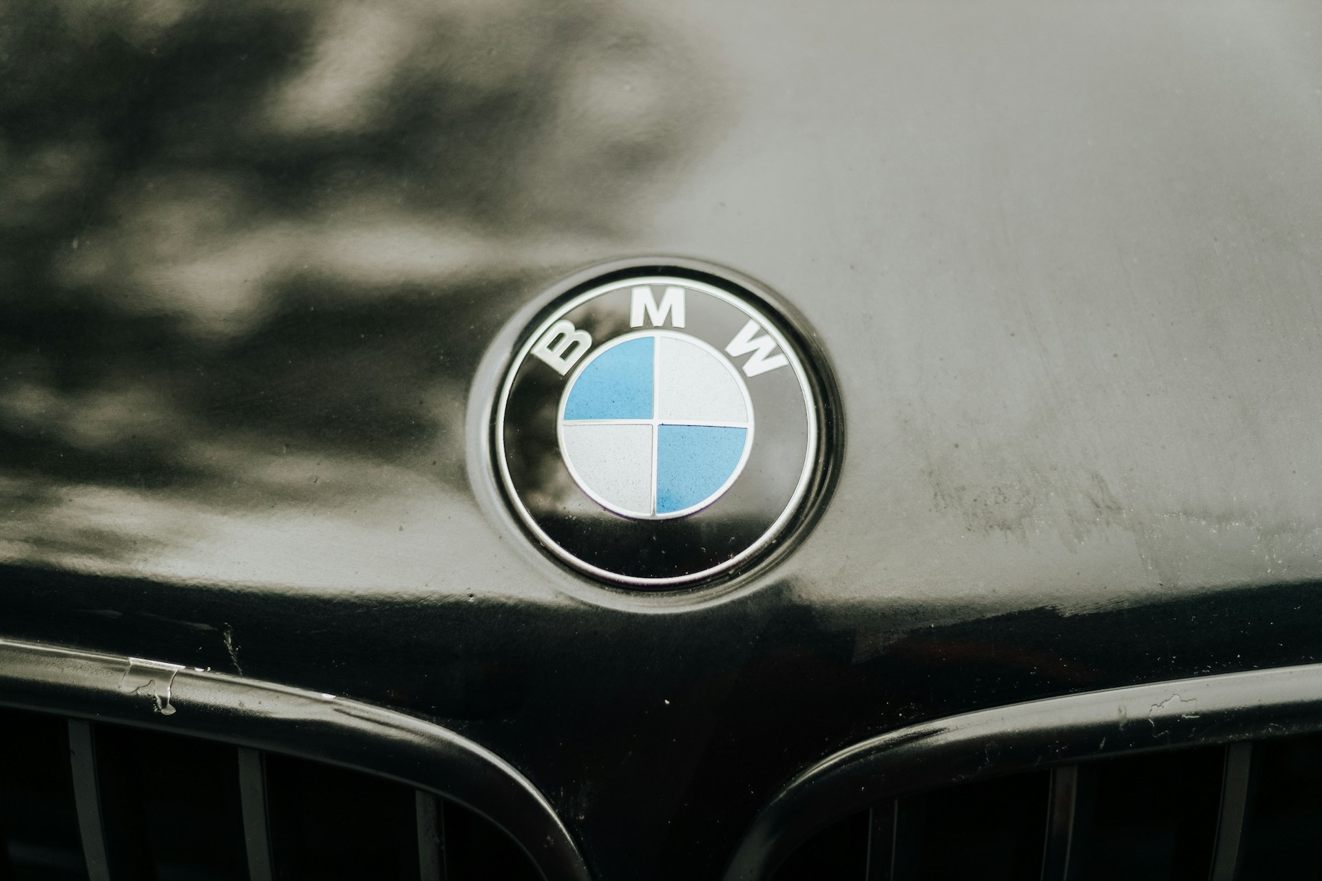 a close up of a bmw emblem on a car